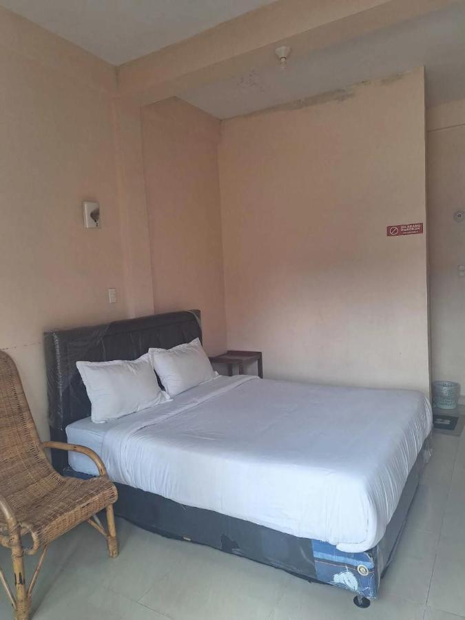 Ron'S Guest House Berastagi Backpacker Rooms Экстерьер фото