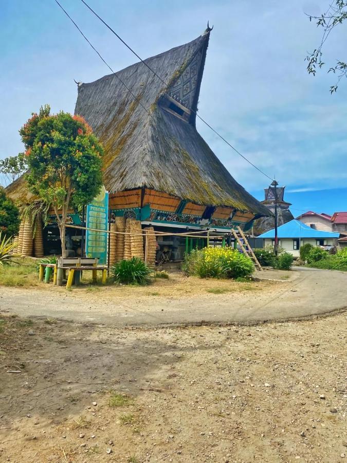 Ron'S Guest House Berastagi Backpacker Rooms Экстерьер фото